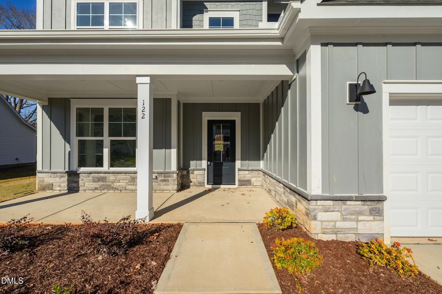 3 -122 w fountainhead lane, exterior