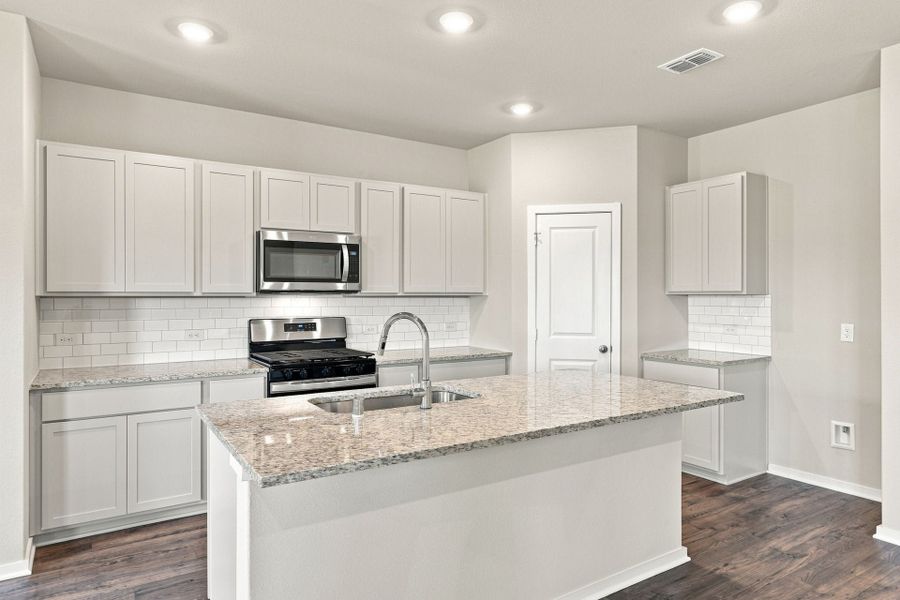 New Home in Heartland, TX.  - Slide 13