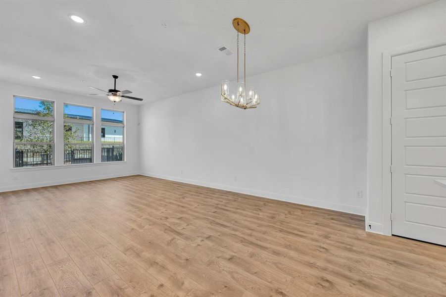 Spacious, unfurnished interior of a new home in Hillside at Las Colinas, Irving (Image 24). Spacious, unfurnished interior of a new home in Hillside at Las Colinas, Irving (Image 24).