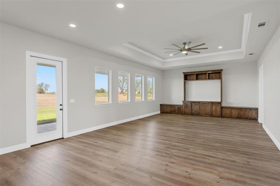 Spacious, unfurnished interior of a new home in , Woodway (Image 20). Spacious, unfurnished interior of a new home in , Woodway (Image 20).