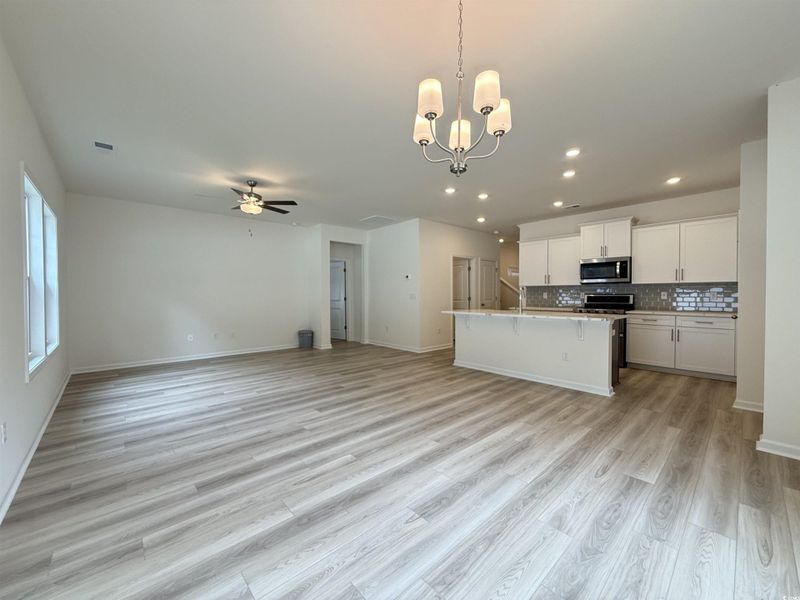 Image 30 of a home in Beach Gardens.