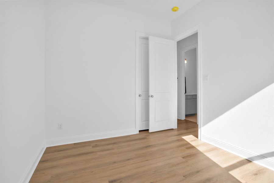 Spacious, unfurnished interior of a new home in , Cleveland (Image 19).