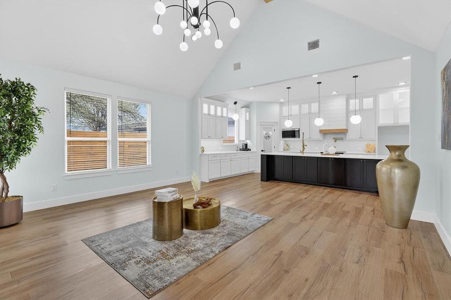 Furnished interior view inside a new home in , Haltom City (Image 31).