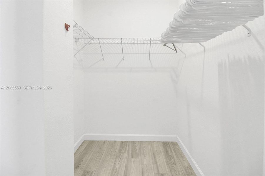 Spacious, unfurnished interior of a new home in , Homestead (Image 35).