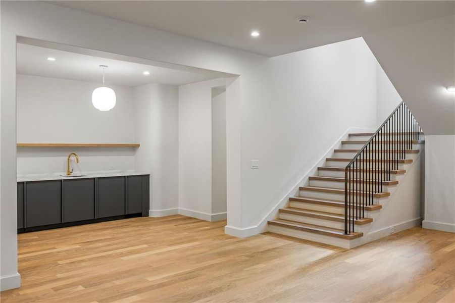 Spacious, unfurnished interior of a new home in , Atlanta (Image 30).