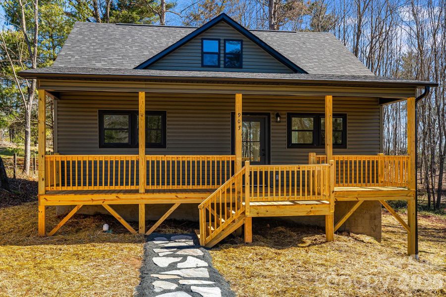 Exterior details and patio area of a home in , Alexander (Image 14).