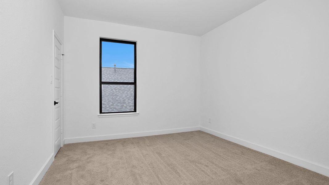 Spacious, unfurnished interior of a new home in Sienna 55' - Valencia, Missouri City (Image 7). Spacious, unfurnished interior of a new home in Sienna 55' - Valencia, Missouri City (Image 7).