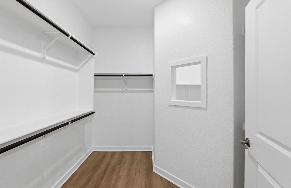 Spacious, unfurnished interior of a new home in Sun City Texas, Georgetown (Image 34). Spacious, unfurnished interior of a new home in Sun City Texas, Georgetown (Image 34).