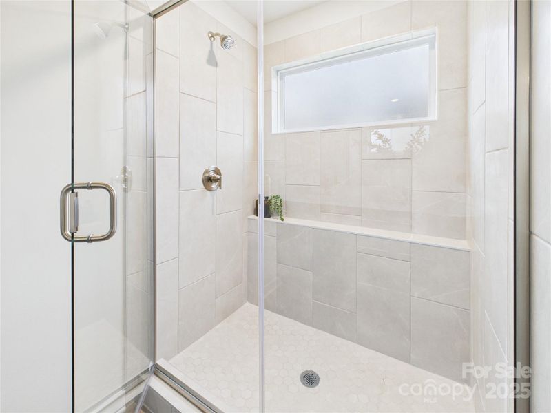 Image 28 of a home in Kinghurst Cove.