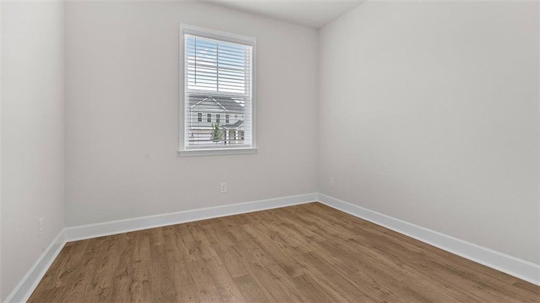Spacious, unfurnished interior of a new home in Evergreen Crossing, Locust Grove (Image 33).