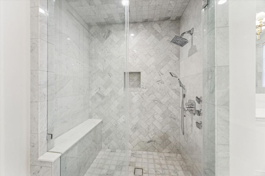 Shower with high end finishes