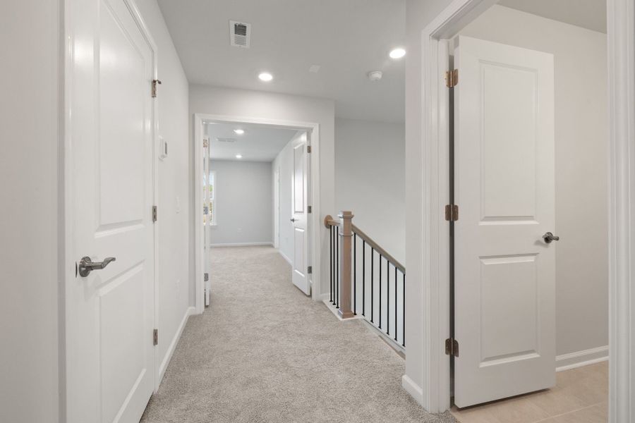 Spacious, unfurnished interior of a new home in Saunders Farm, Willow Spring (Image 32). Spacious, unfurnished interior of a new home in Saunders Farm, Willow Spring (Image 32).