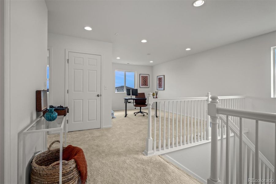 Image 47 of a home in .