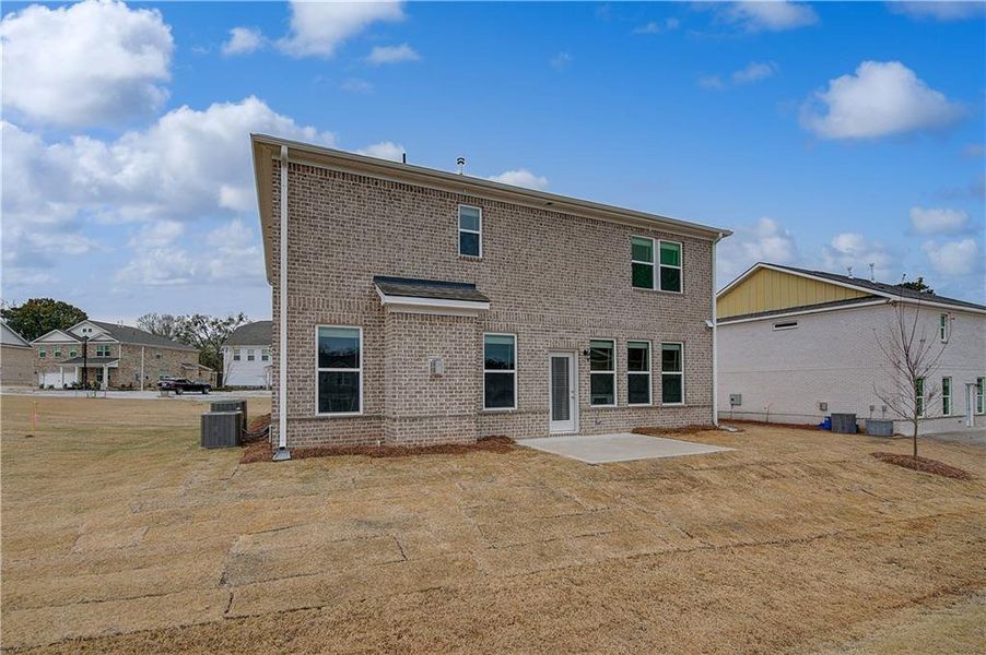 Exterior details and patio area of a home in Burchwood, Stockbridge (Image 16).