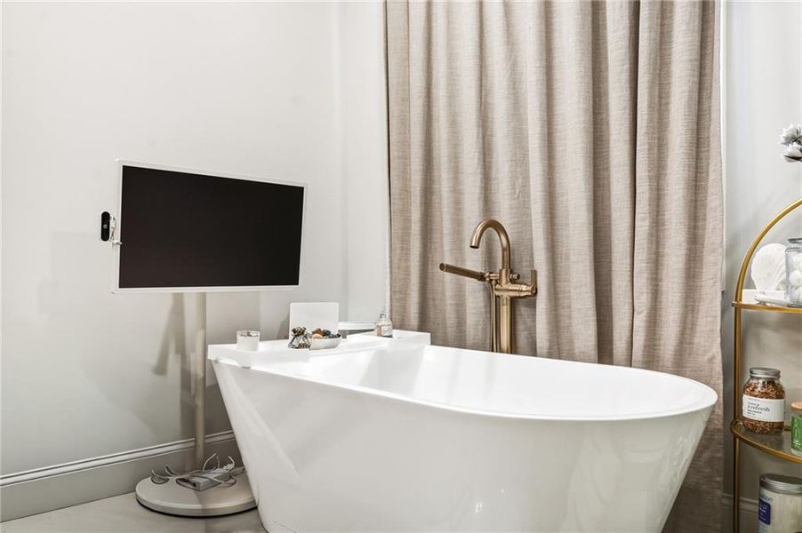 Image 41 of a home in .