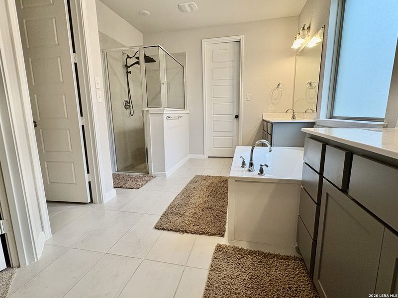 Furnished interior view inside a new home in Veramendi, New Braunfels (Image 8). Furnished interior view inside a new home in Veramendi, New Braunfels (Image 8).