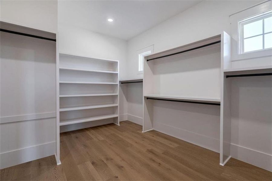 Spacious, unfurnished interior of a new home in , Greensboro (Image 40).