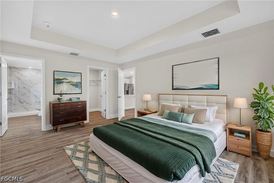 Furnished interior view inside a new home in Cape Coral, Cape Coral (Image 8).