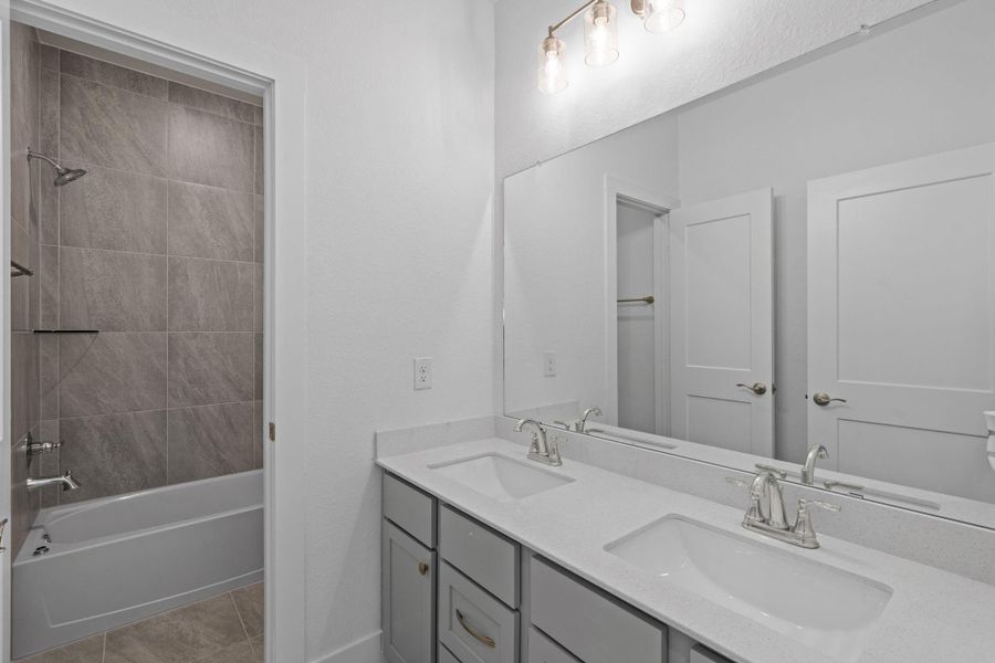 Furnished interior view inside a new home in Emory Glen, Magnolia (Image 15).