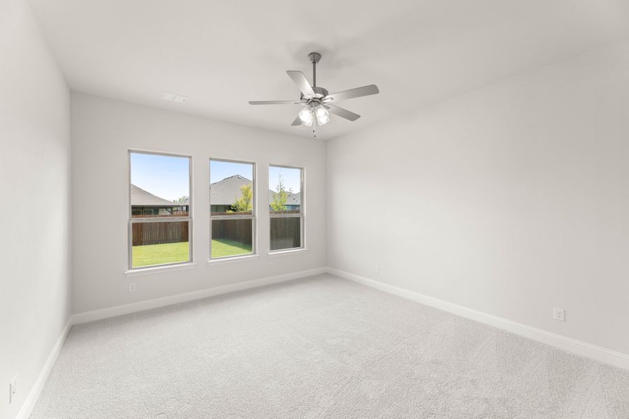 Spacious, unfurnished interior of a new home in Timberbrook, Justin (Image 19).
