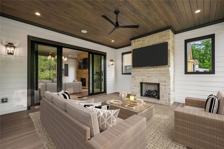 Exterior details and patio area of a home in , Roswell (Image 21).