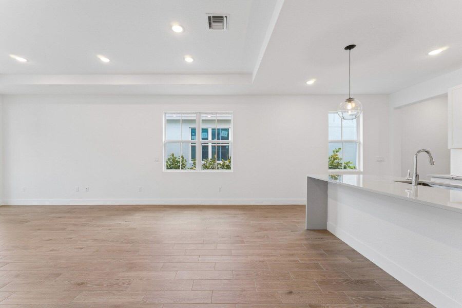 Kitchen, Dining Area & Great Room Kitchen, Dining Area & Great Room