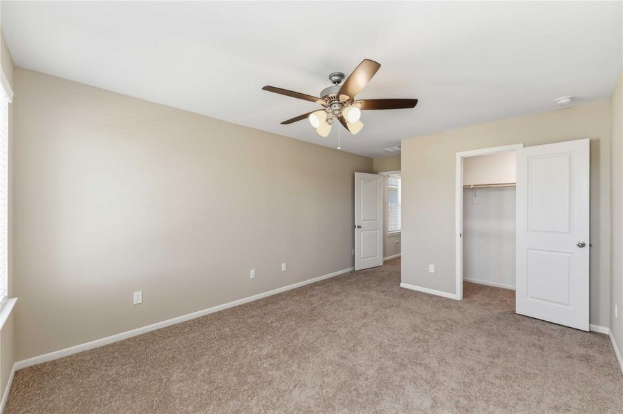 Spacious, unfurnished interior of a new home in , Houston (Image 22).