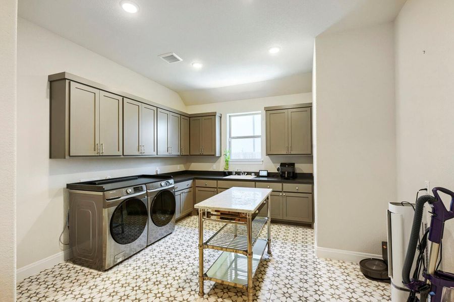 Furnished interior view inside a new home in , Dripping Springs (Image 12).