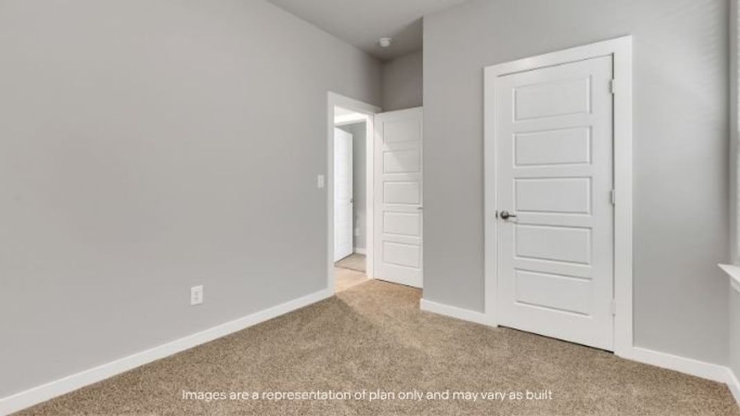 Spacious, unfurnished interior of a new home in Homestead at Parks Bell Ranch, Odessa (Image 23).
