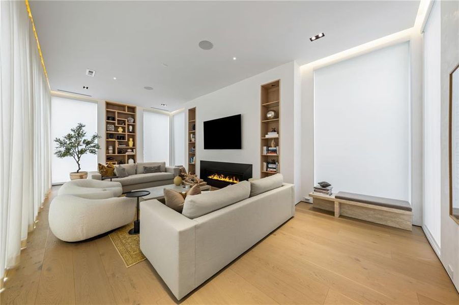 Furnished interior view inside a new home in , Brookhaven (Image 66).