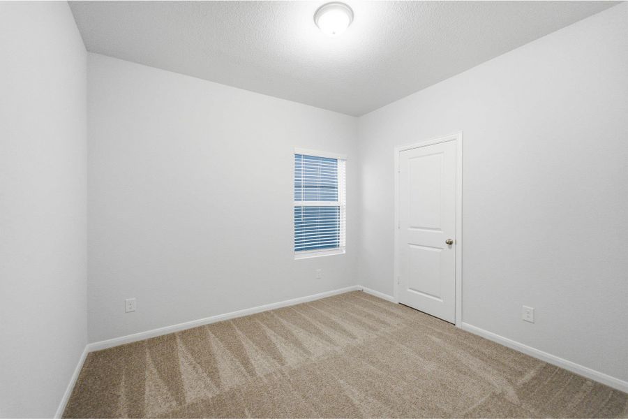 Spacious, unfurnished interior of a new home in Hunters Glen, Jarrell (Image 13).