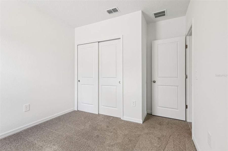 Spacious, unfurnished interior of a new home in Hamilton Bluff - Signature Series, Lake Hamilton (Image 16).