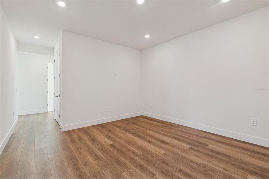 Spacious, unfurnished interior of a new home in Coasterra, Palmetto (Image 33).