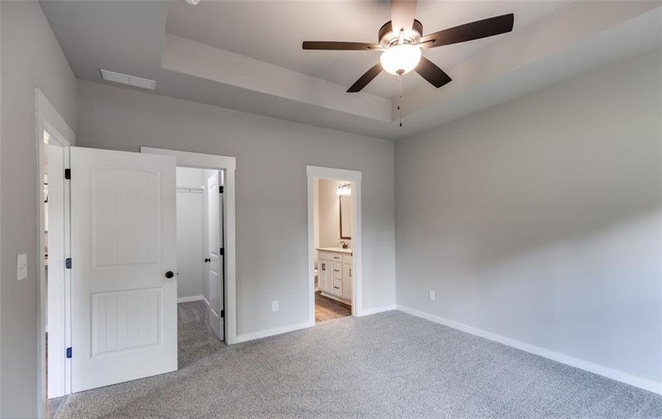 Spacious, unfurnished interior of a new home in , Buchanan (Image 26).