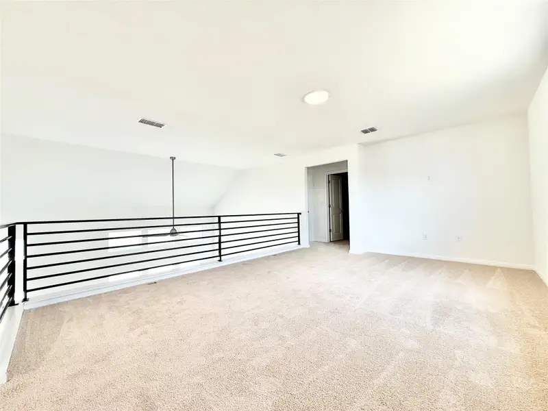 Spacious, unfurnished interior of a new home in Porter Country, Buda (Image 18). Spacious, unfurnished interior of a new home in Porter Country, Buda (Image 18).