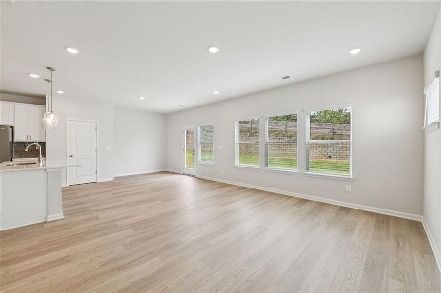 Spacious, unfurnished interior of a new home in Hawthorne Station, College Park (Image 40). Spacious, unfurnished interior of a new home in Hawthorne Station, College Park (Image 40).