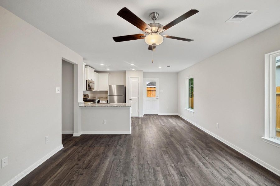 Spacious, unfurnished interior of a new home in Magnolia Woods, Magnolia (Image 22).