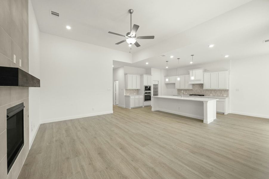 Spacious, unfurnished interior of a new home in Westside Preserve, Midlothian (Image 29).