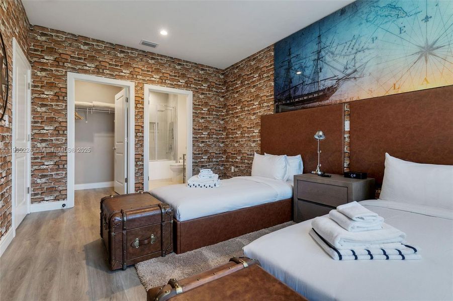 Furnished interior view inside a new home in , Kissimmee (Image 31).