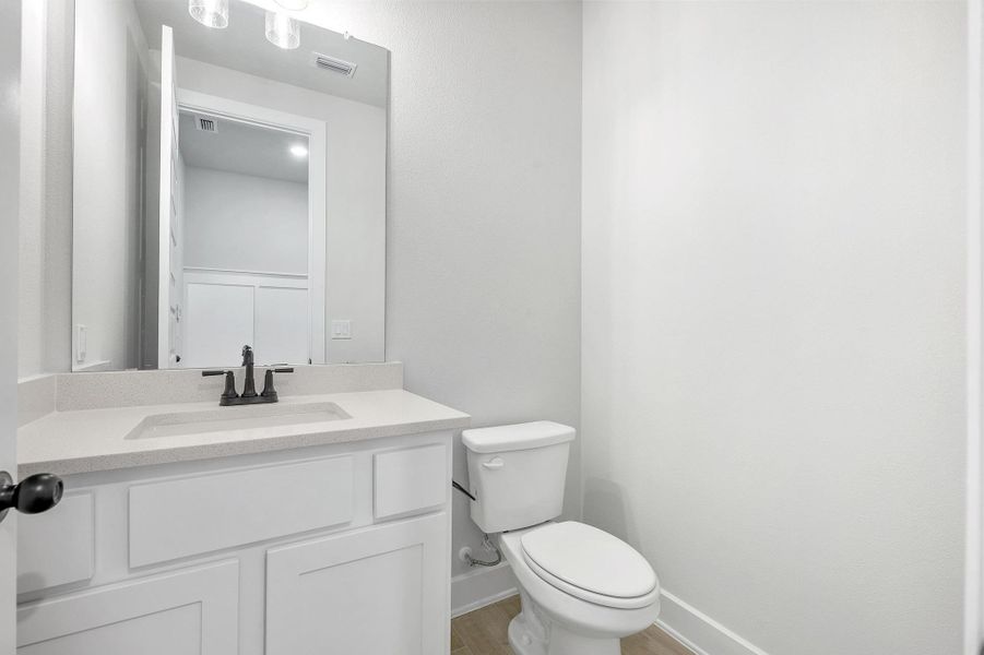 Furnished interior view inside a new home in Provence, Austin (Image 8).