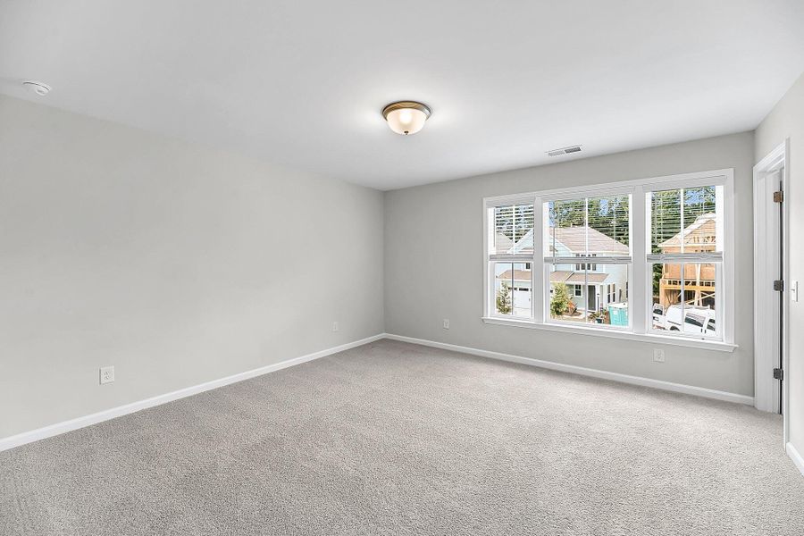 Spacious, unfurnished interior of a new home in Abbey Walk, Moncks Corner (Image 11).