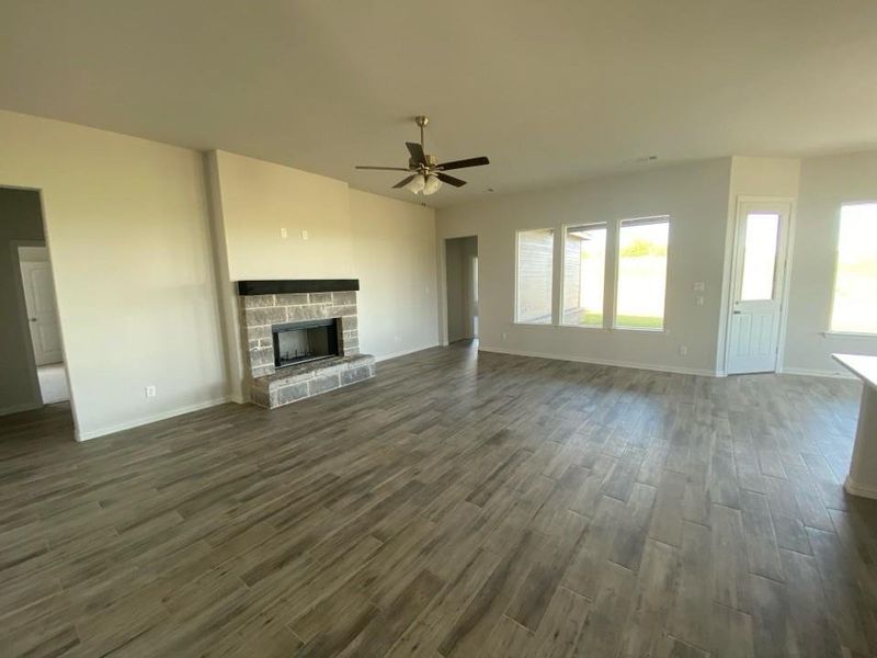 Spacious, unfurnished interior of a new home in Hillview Addition, Decatur (Image 12).