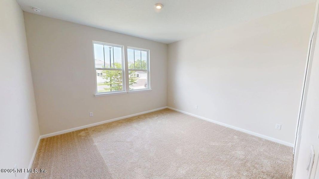 Spacious, unfurnished interior of a new home in Sandridge Hills, Green Cove Springs (Image 14).