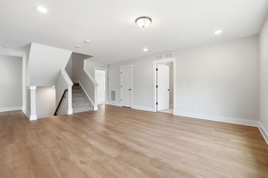 Spacious, unfurnished interior of a new home in Rone Creek, Waxhaw (Image 25). Spacious, unfurnished interior of a new home in Rone Creek, Waxhaw (Image 25).