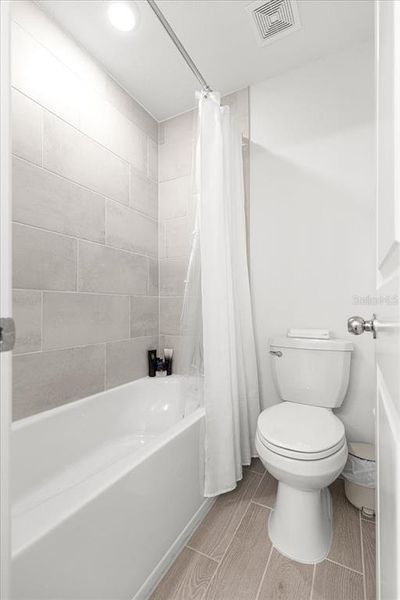 Furnished interior view inside a new home in Millwood: Millwood Estates - The Enclave, Ocala (Image 19). Furnished interior view inside a new home in Millwood: Millwood Estates - The Enclave, Ocala (Image 19).