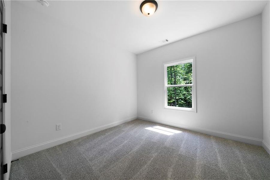 Spacious, unfurnished interior of a new home in , Dallas (Image 15).