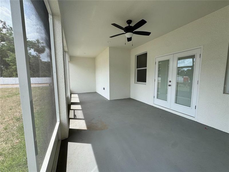 Exterior details and patio area of a home in , Dade City (Image 37).