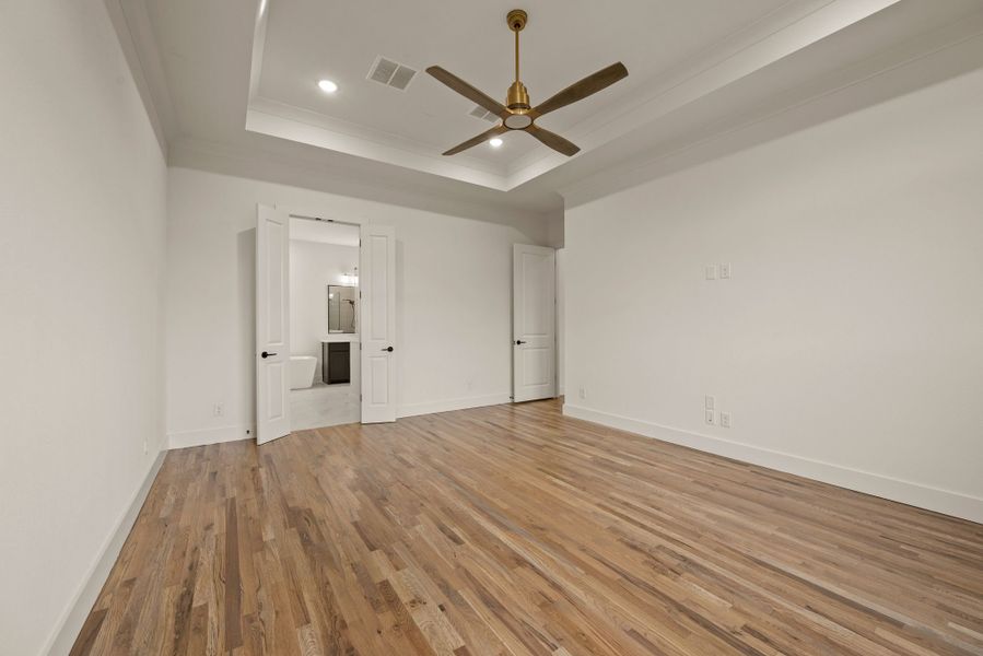Spacious, unfurnished interior of a new home in NorthGlen, Haslet (Image 34).