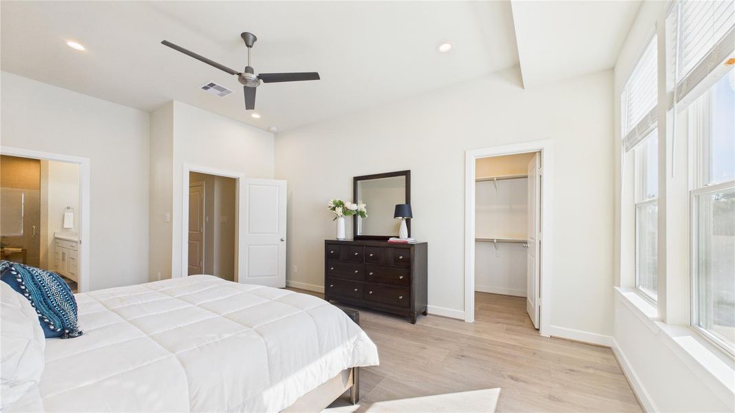 Furnished interior view inside a new home in Kolbe Square, Houston (Image 32). Furnished interior view inside a new home in Kolbe Square, Houston (Image 32).