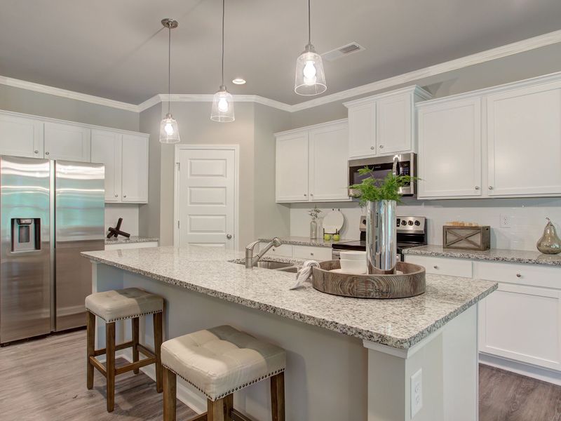 Expansive kitchen island, ideal for cooking and entertaining